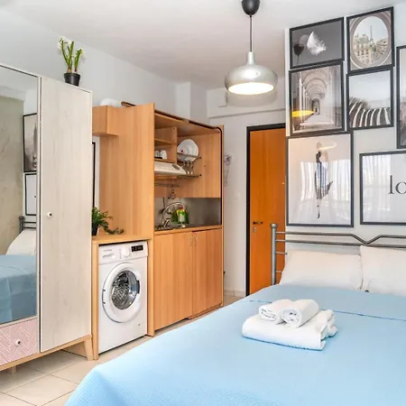 Kosmos Service Beautiful 3 With Additional Cost Parking Apartament