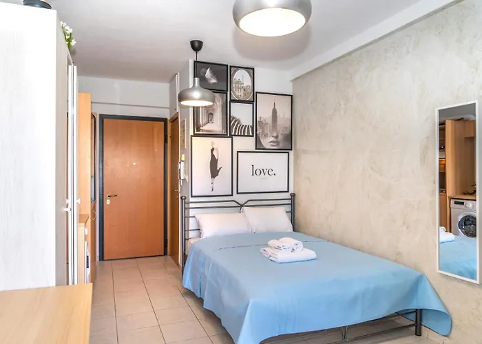 Apartment Kosmos Service Beautiful 3