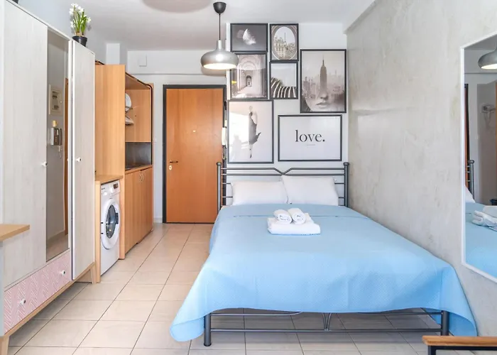Kosmos Service Beautiful 3 Apartament Saloniki